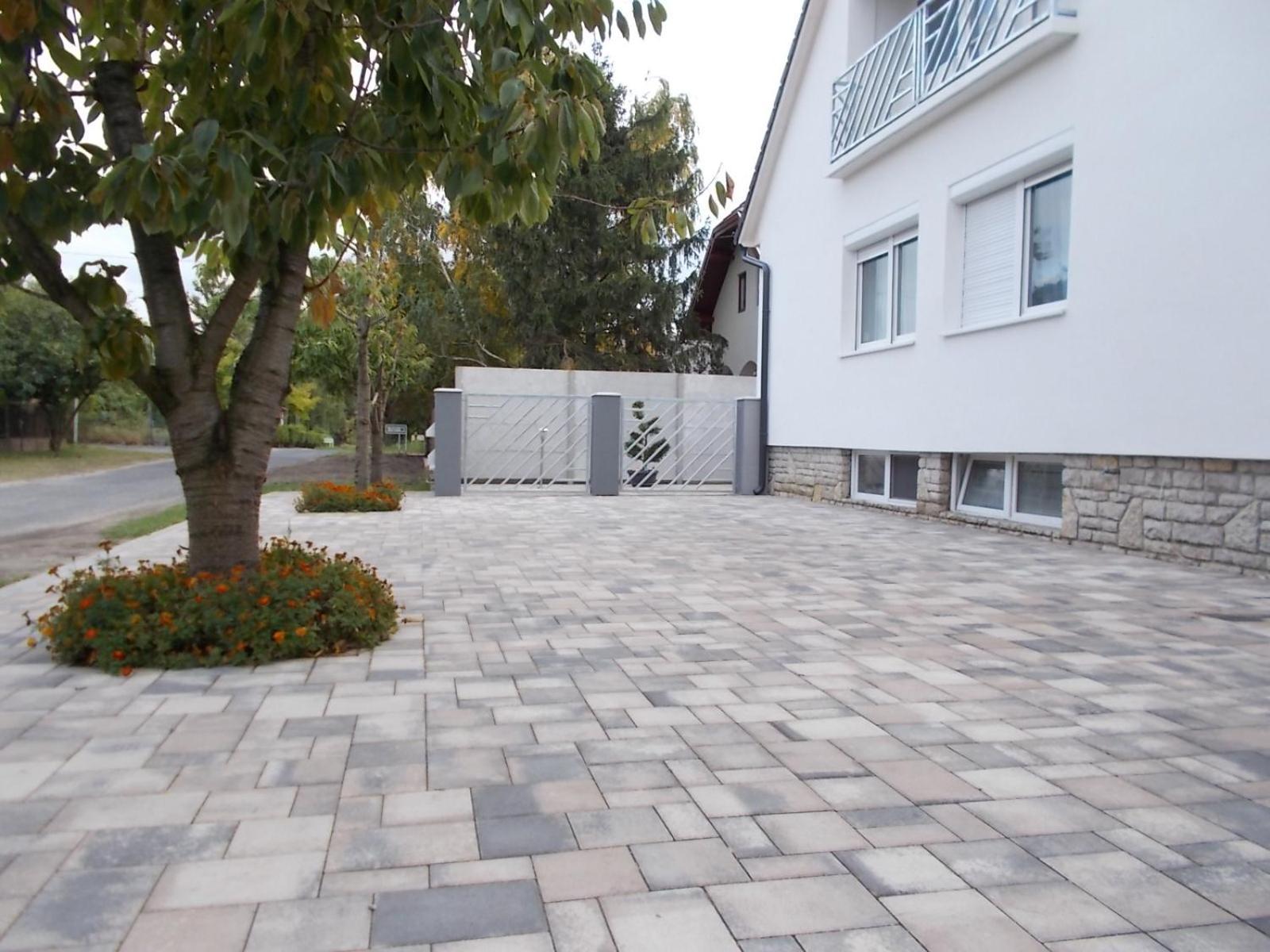 Sub Rosa Two-Bedroom Apartment Balatonfenyves Extérieur photo